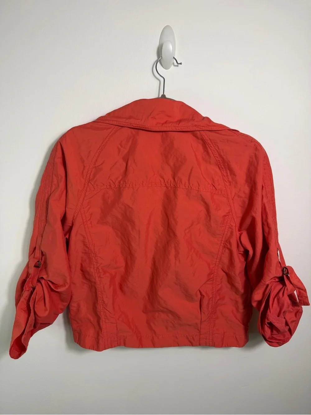 Cabi Women’s Coral Zip-Front Lightweight Jacket cropped roll tab sleeve Size M